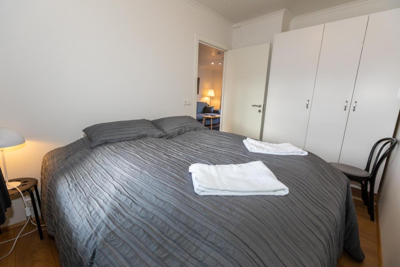 Central Apartment With Two Bedrooms And Balcony- Strandgata 9 Ακουρέιρι Εξωτερικό φωτογραφία